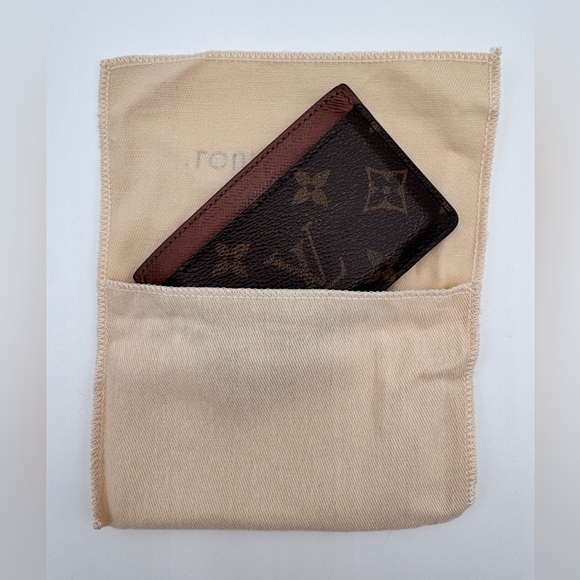 Louis Vuitton Monogram Card Holder - Picture 11 of 11